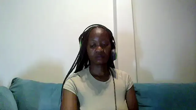 Hardnipples8 on StripChat