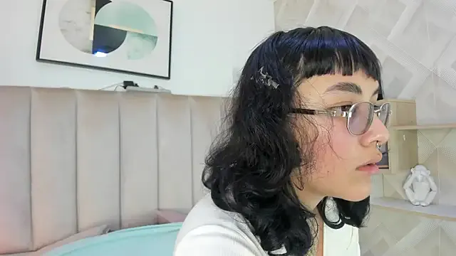 Haru_Bonny on StripChat