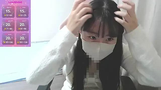 Freechat hinako08 on StripChat