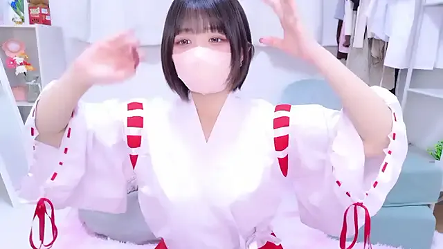 Group Hinata_Sun on StripChat