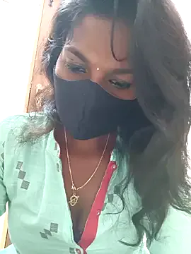 Honey_rosetamil on StripChat