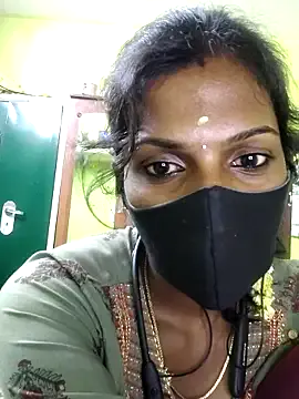 Honey_rosetamil on StripChat