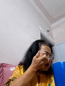 Hotestlove on StripChat