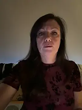 Freechat HotLdyllic on StripChat