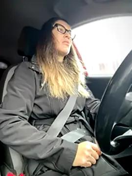 HotXMom — Pleasure me good