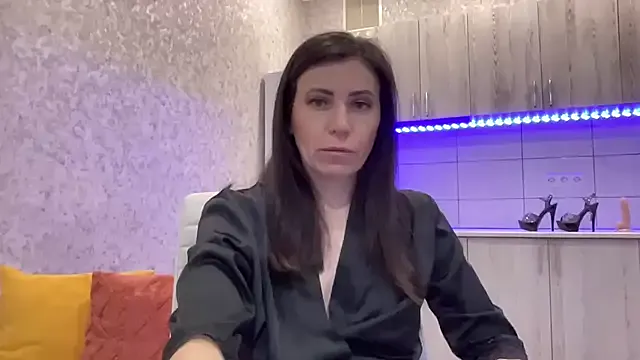 HotyWinter on StripChat