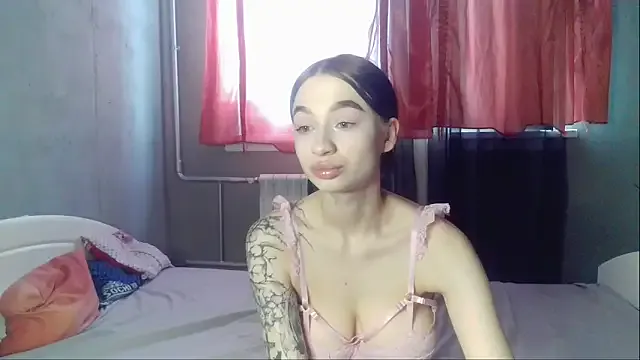 imChatty_Alice on StripChat