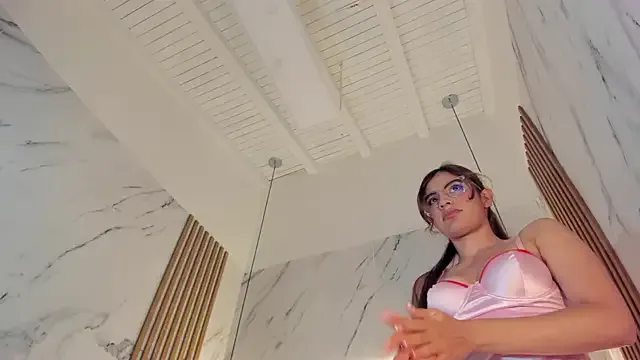 IsabelaStefano on StripChat