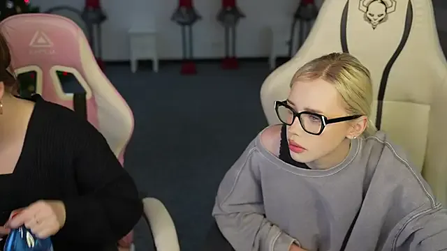 Jessica_start on StripChat