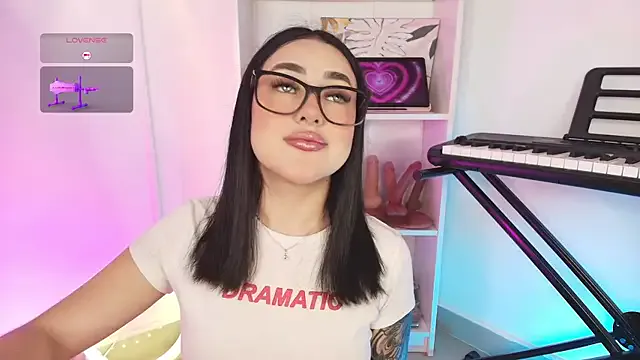 justonecute on StripChat