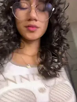 KaitlynLoveCam on StripChat