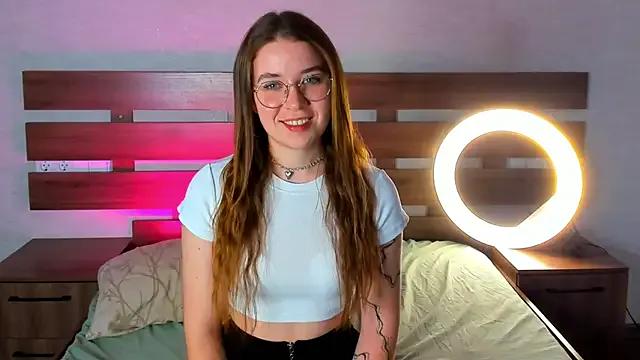 Freechat KarenGibbs on StripChat