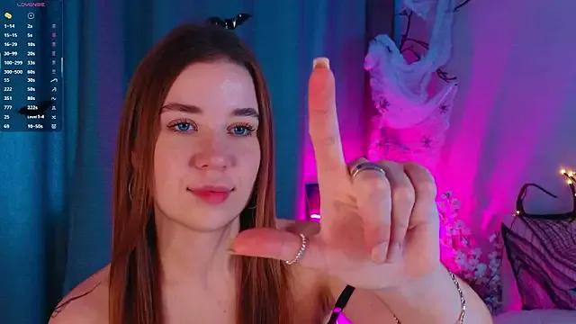 Freechat KarenGibbs on StripChat