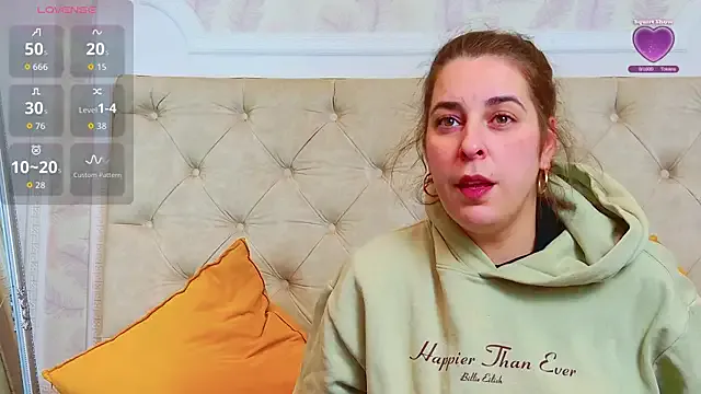 KarinaNoir on StripChat