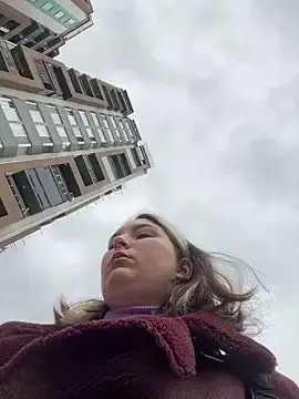 StripChat KateBurlesk is Freechat KateBurlesk — Twerking a big ass without panties