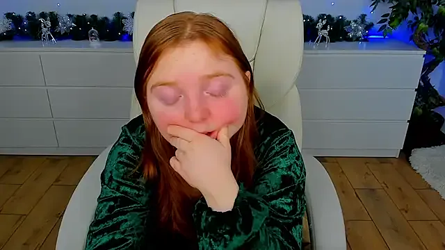 KattyRose8 on StripChat