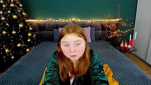 KattyRose8 on StripChat