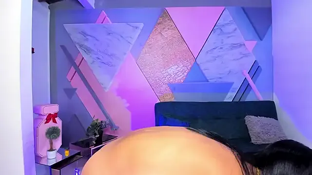 Freechat keytinthomson_ on StripChat