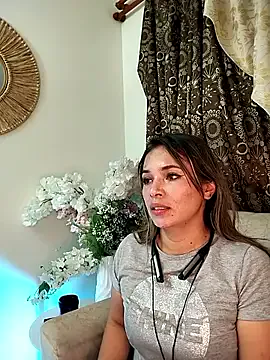 Kiaraa88 on StripChat