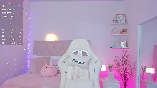 kim_dreams18 on StripChat