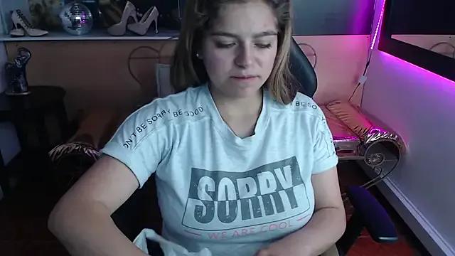 Kitten_Cam on StripChat 