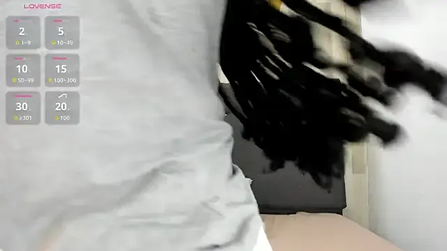 Kloeh_Star on StripChat