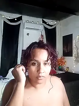 Freechat Kyara_Queen on StripChat