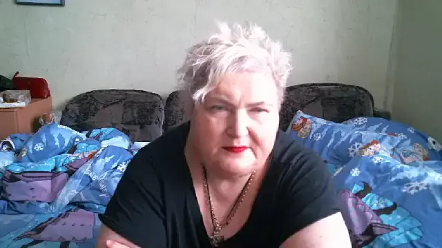 Lana555 on StripChat