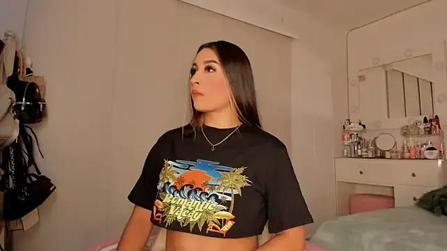 Freechat Lauuuuuuuu_ on StripChat