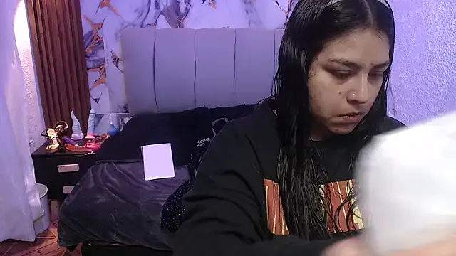 lehia_285 on StripChat