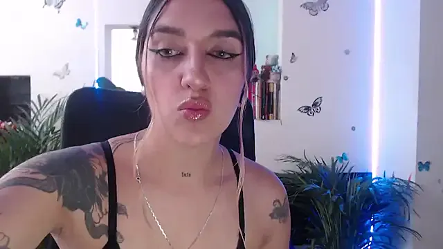 Freechat Lia-mitch on StripChat