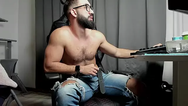 liamaesthetic on StripChat