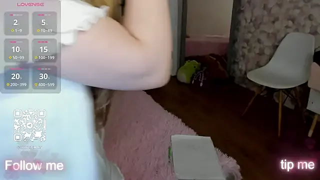 LightStar_18 on StripChat