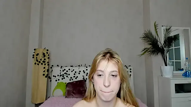 LightStar_18 on StripChat