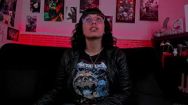 lilith-deveraux on StripChat 