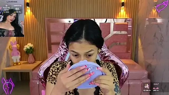 Freechat lilith_petit_sub on StripChat