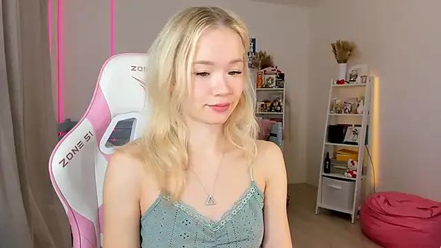 Lily_Young on StripChat 