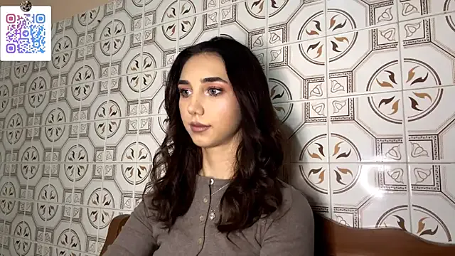 LinaMour on StripChat