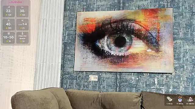 Luciaoregon on StripChat