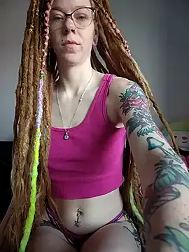 LucidLucy — Panties off & domi pussy play