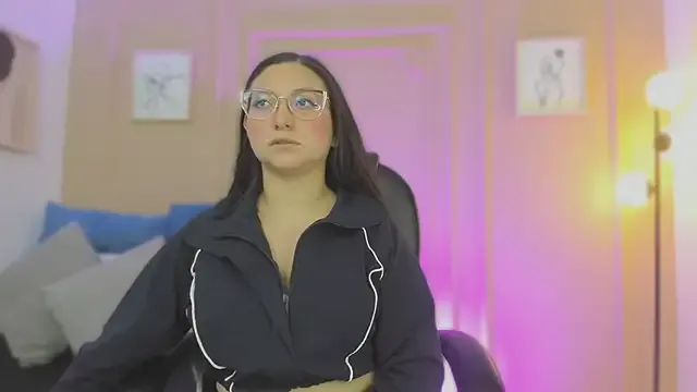 lucy_neil — lick and play with nipples 