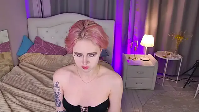 Freechat luna_son on StripChat