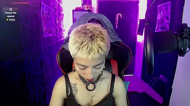 Private lunarichy22 on StripChat