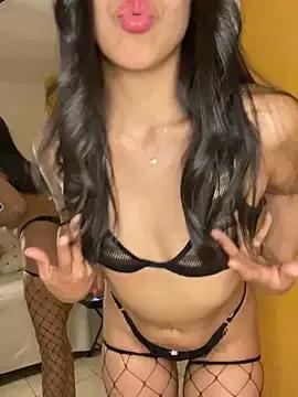 Freechat MaddyX__ on StripChat