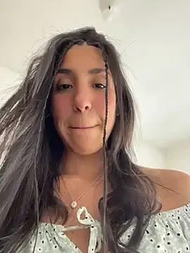 Freechat MaddyX__ on StripChat