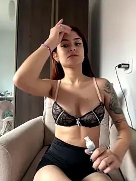 MarianaNinfa — Freechat on StripChat
