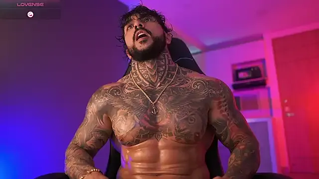 mariano_costa on StripChat