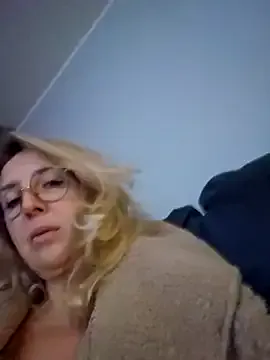 MariaRichi_ on StripChat