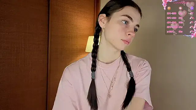 MaryJacksoon on StripChat