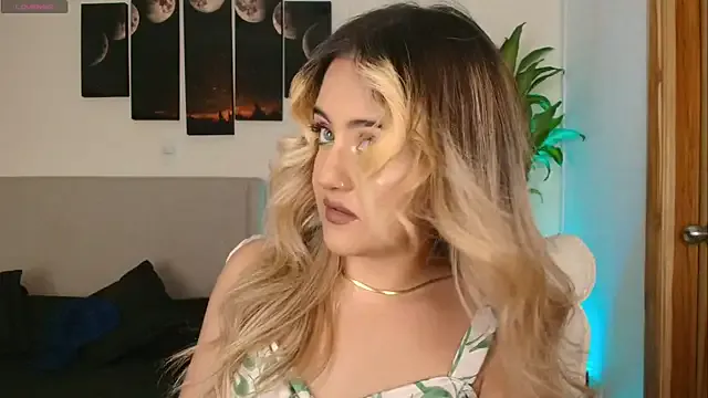 Freechat MaryMoon_ on StripChat